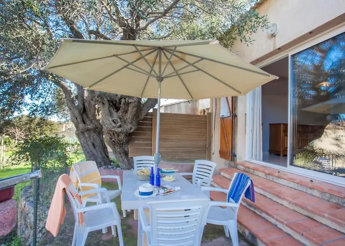 Domaine Bollaccia - Casa Bodri Daire *